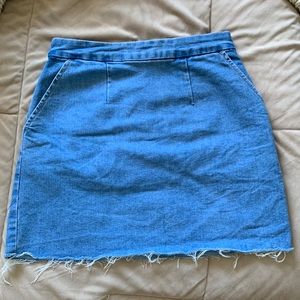 Jean skirt with pockets